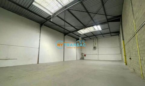   A louer SAINT OUEN Locaux d'activité/bureaux de 3427m² divisible à partir de 418m² 