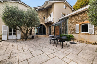  Maison � vendre 8 pi�ces 270 m�