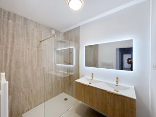  Appartement � vendre 4 pi�ces 84 m�