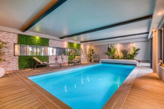  Villa � vendre 8 pi�ces 328 m�