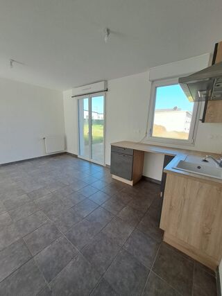  Maison à louer 4 pièces 84 m²