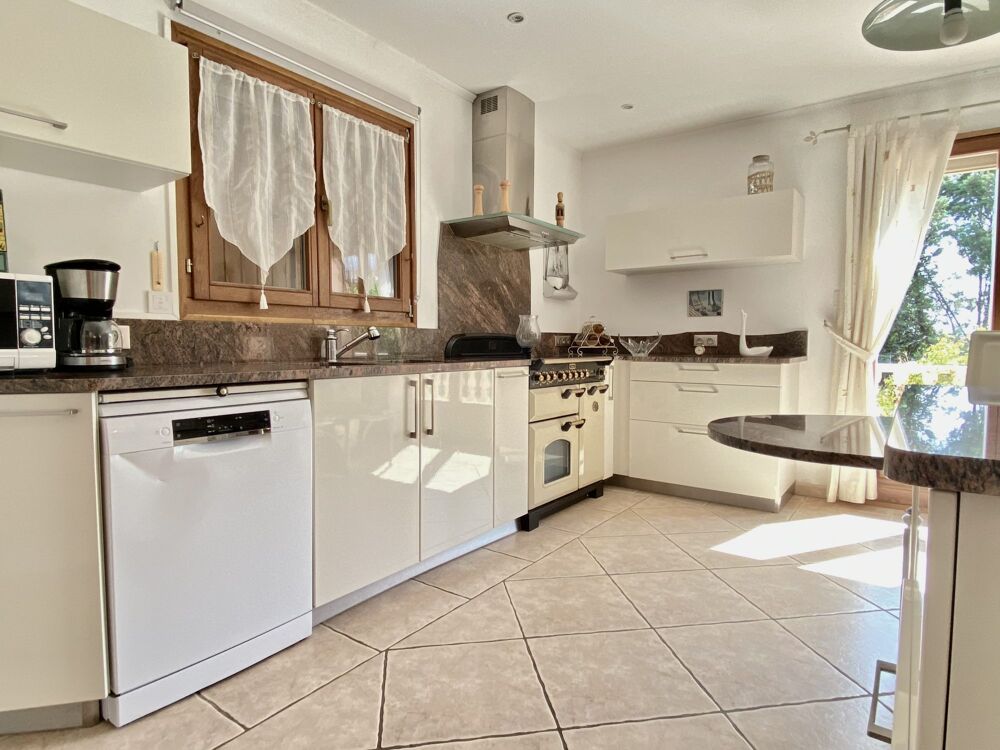 Vente Maison Villa de style provençal, Vue exceptionnelle, Terrain 3000m2 Montouliers