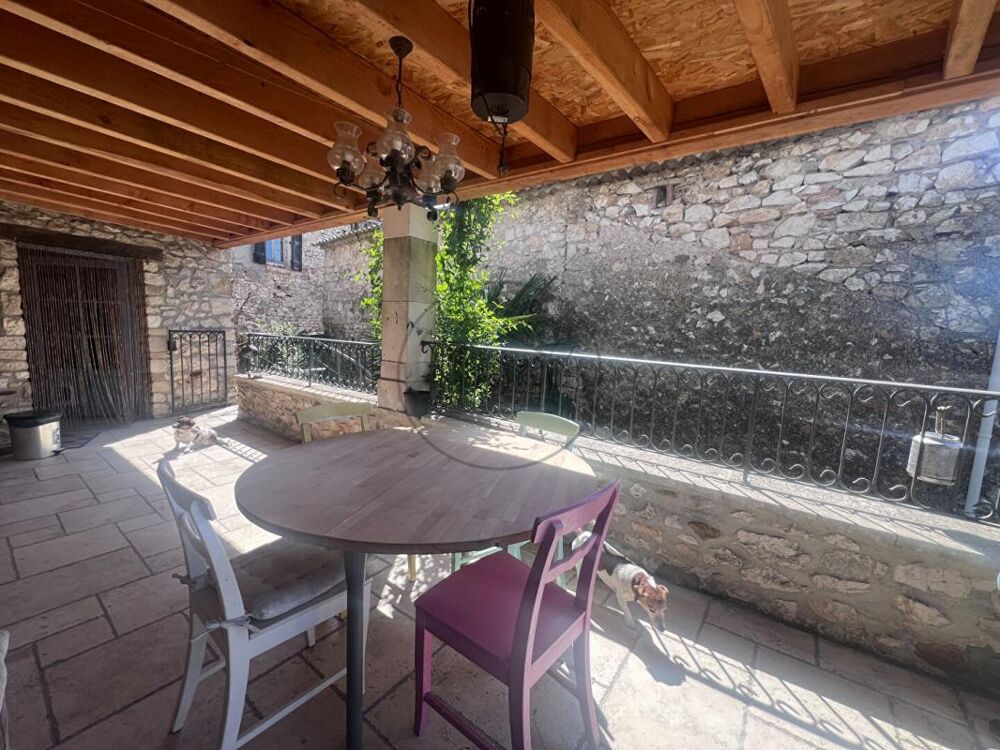Vente Maison Maison en pierres avec terrasses et cour intérieure Rochegude