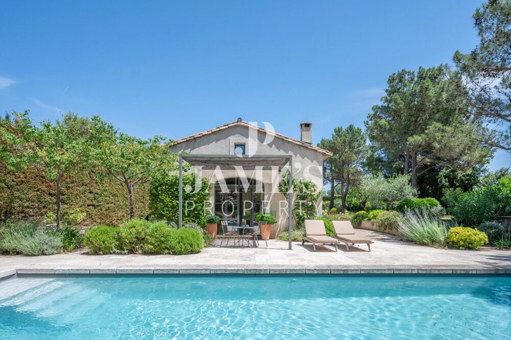 Vente Maison Propriété avec piscine chauffée proche centre - Eygalières Eygalières
