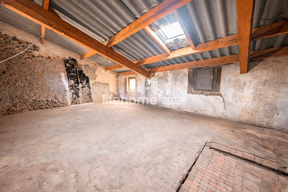 Maison de village, grenier aménagable, fort potentiel Cabasse
