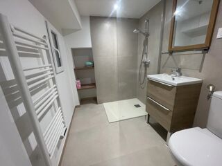  Appartement à louer 2 pièces 40 m²
