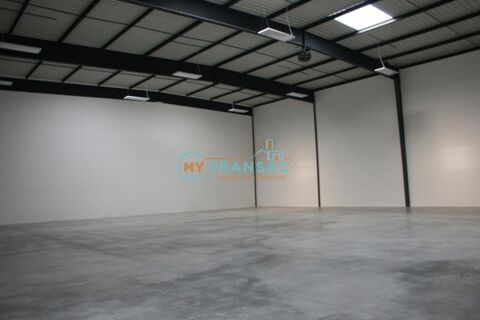 LIEUSAINT A LOUER Local d'activit&eacute; 521m&sup2; 4 77127 Lieusaint