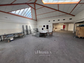  Immeuble � vendre 1200 m�