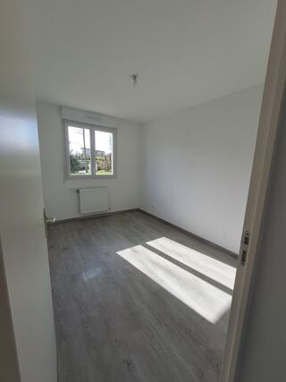  Maison à louer 4 pièces 84 m²