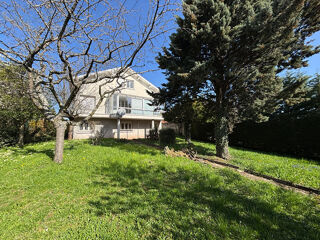  Maison  vendre 8 pices 197 m