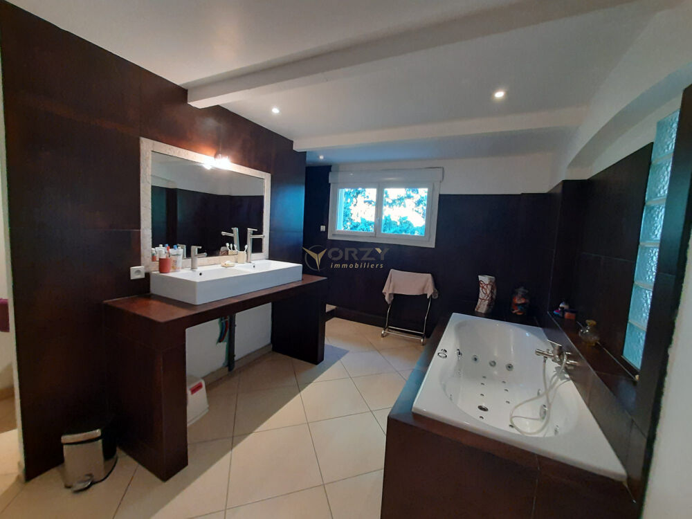 � vendre  Maison Mouri�s (13890)