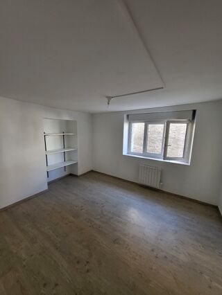  Appartement � louer 5 pi�ces 105 m� �magny