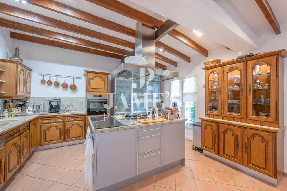 � vendre  Maison Paradou (13520)