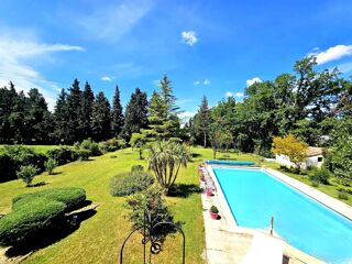  Maison � vendre 8 pi�ces 230 m�