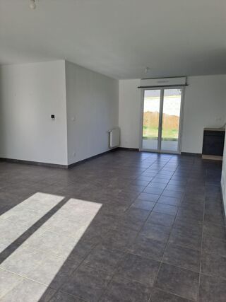  Maison à louer 4 pièces 84 m²