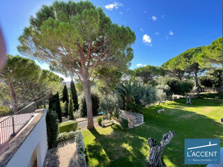  Villa � vendre 15 + pi�ces 375 m�