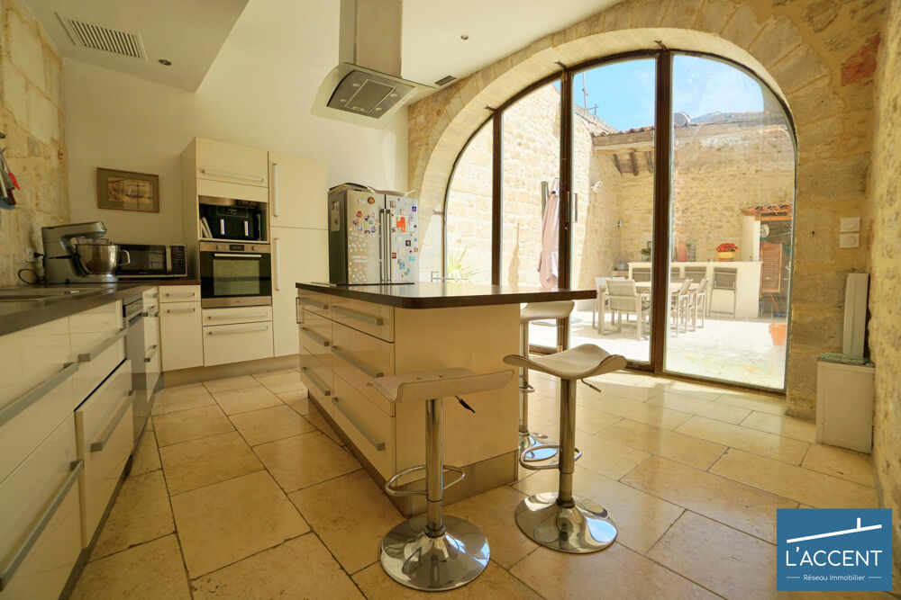 � vendre  Maison Saint-Gilles (30800)