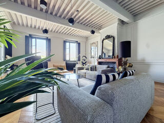  Appartement à vendre 8 pièces 252 m²