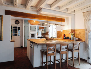  Maison � vendre 8 pi�ces 323 m�