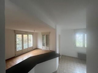  Appartement à louer 3 pièces 62 m²