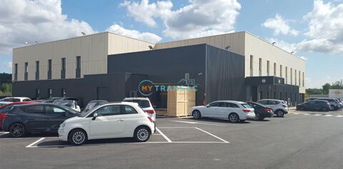 A VENDRE terrains &agrave; partir de 2 000m&sup2; pour r&eacute;aliser votre cl&eacute; en main &agrave; partir de 1 000m&sup2; de surface plancher &agrave; Varennes-Jarcy 0 91480 Varennes-jarcy