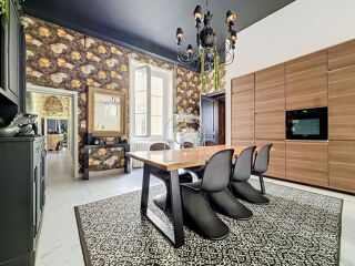 Vente Appartement Vienne, coeur historique -- un appartement qui a une âme 252 m Vienne
