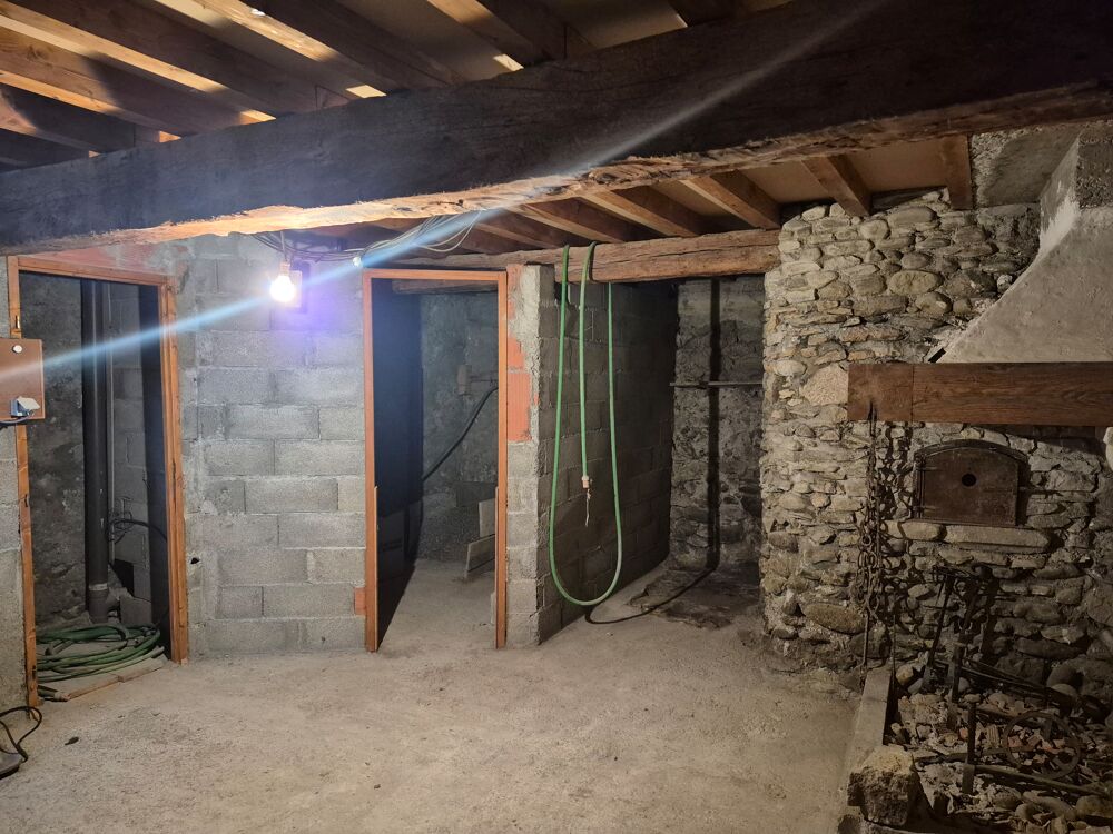 Vente Maison Maison typique avec intérieur à terminer Sarrancolin