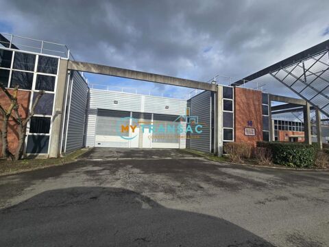   A LOUER - SAINT THIBAULT DES VIGNES - MY TRANSAC vous propose à la location des lots d'activité/entrepôt de 379m² 