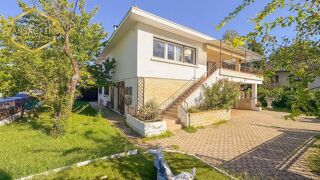 Maison 8 pièces 180 m² · à Gières · 180 m² · 389 000 €
