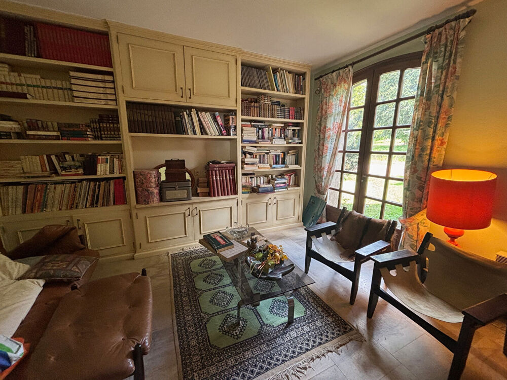 Vente Maison Maison Roche La Moliere 9 pièce(s) 235 m2 Roche-la-molière
