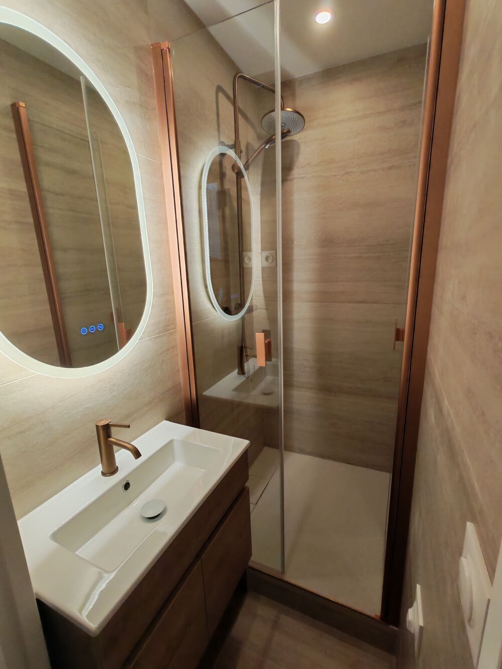 Vente Appartement Studio - Rue de Seine - entièrement rénové Paris 6