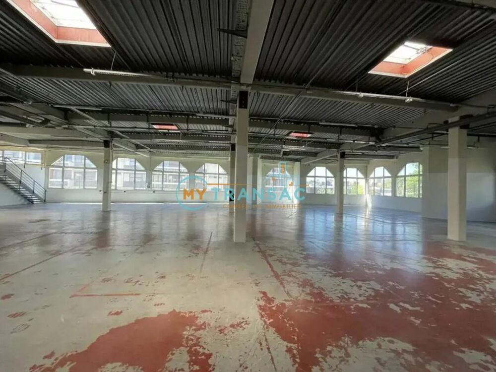   AUBERVILLIERS : A Louer locaux d'activité et de bureaux 