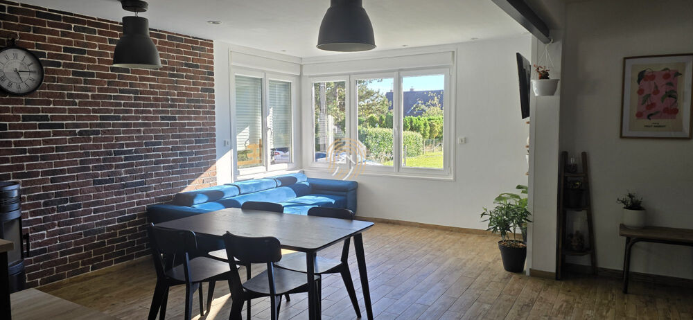 Maison de plain-pied  Espace, confort et potentiel !