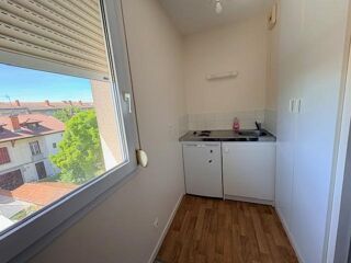  Appartement à louer 1 pièce 32 m²
