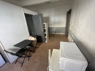  Immeuble à vendre 8 pièces 180 m²