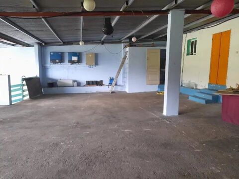 Entrep&ocirc;t 150000 97421 Saint-louis