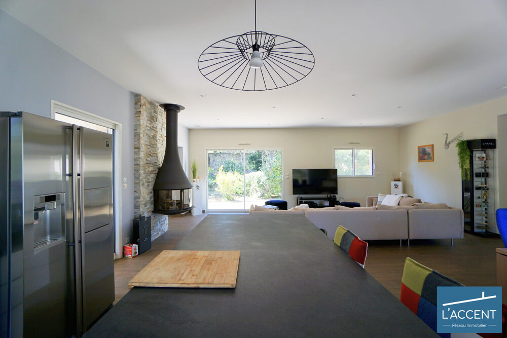 VILLA D'EXCEPTION 183 M² AVEC TERRAIN 2000 M²