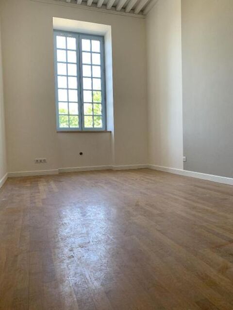  Appartement � louer 4 pi�ces 107 m�