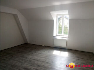  Appartement à louer 3 pièces 76 m²