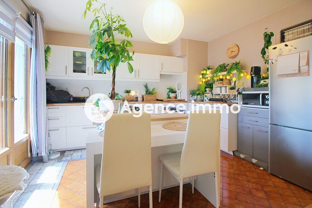 Vente Maison Maison à vendre à Thônes - 213 m² - 2 appartements indépendants Thônes