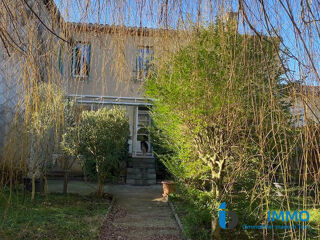  Maison � vendre 9 pi�ces 220 m�