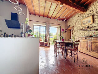  Maison � vendre 6 pi�ces 220 m�