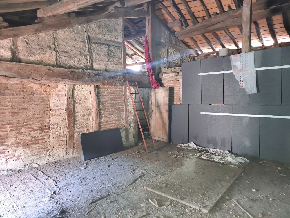 St Trivier De Courtes - A Vendre Maison De Village