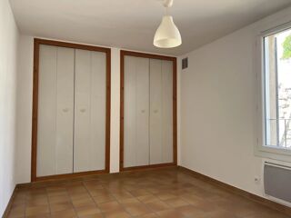  Appartement à louer 2 pièces 35 m²