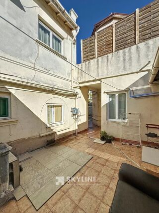  Immeuble � vendre 216 m�