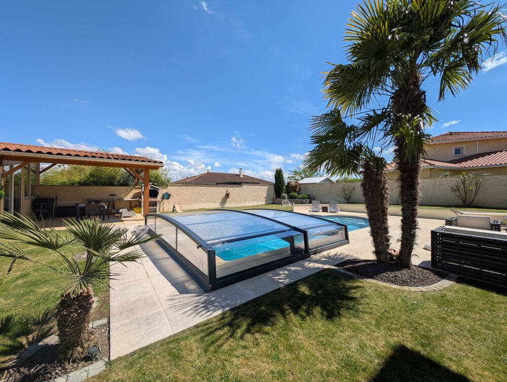 Villa Individuelle 5 chambres 168m2 terrain 1000m2 piscine