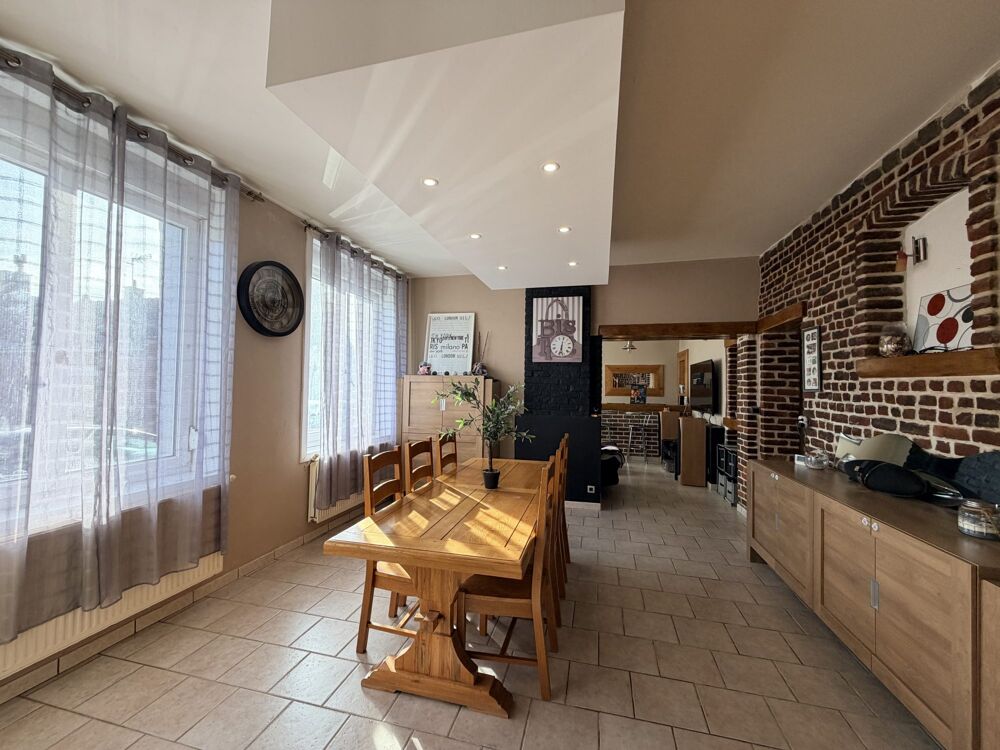 Vente Maison MAISON BOURGEOISE RENOVEE 240m² Monchecourt