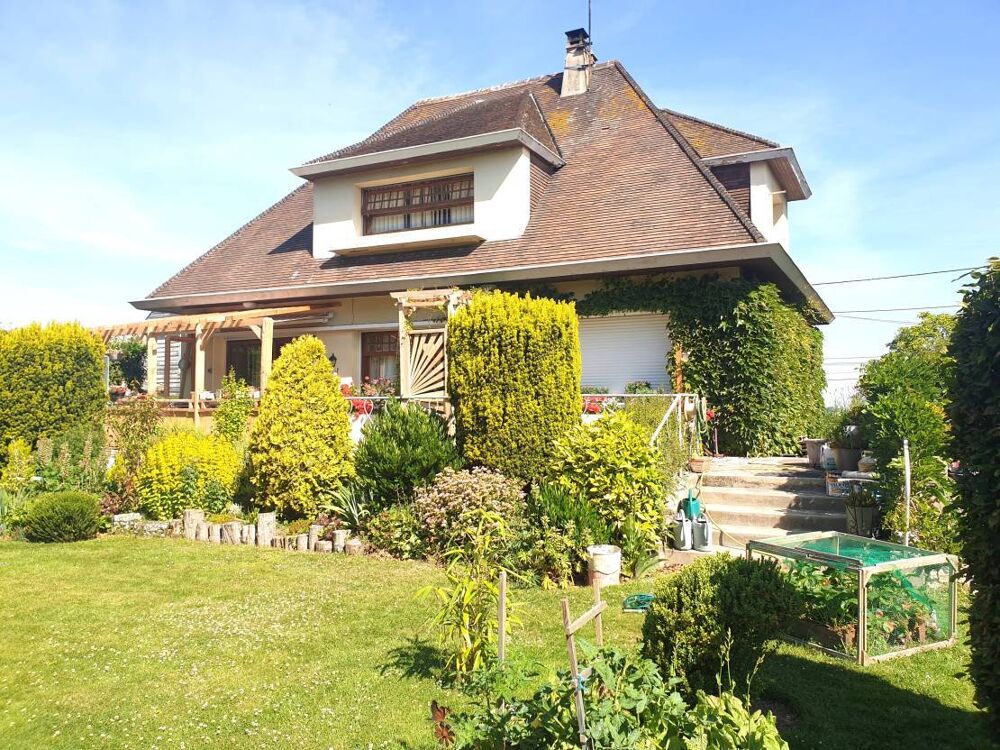 Charmant Pavillon d'architecte sur sous sol complet<br /....