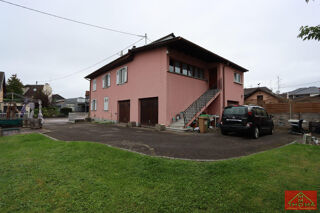  Immeuble à vendre 210 m²