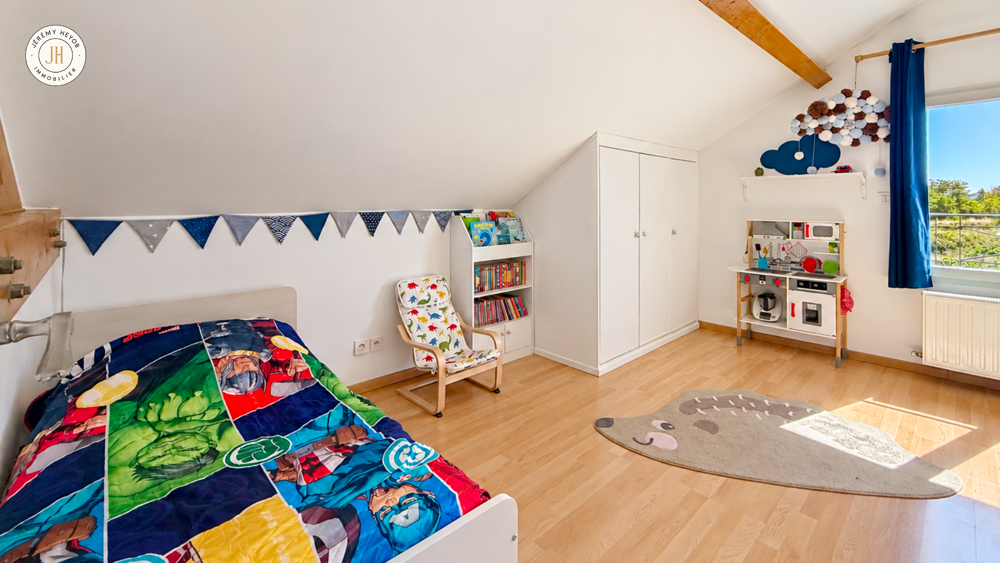 Vente Maison Perriere une maison familiale 142 m² avec jardin, atelier et 3 c Vénissieux